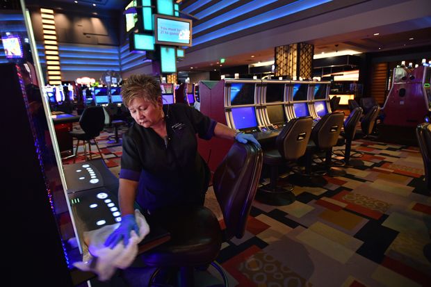 Betting Big: The High Rollers of Casino Gaming